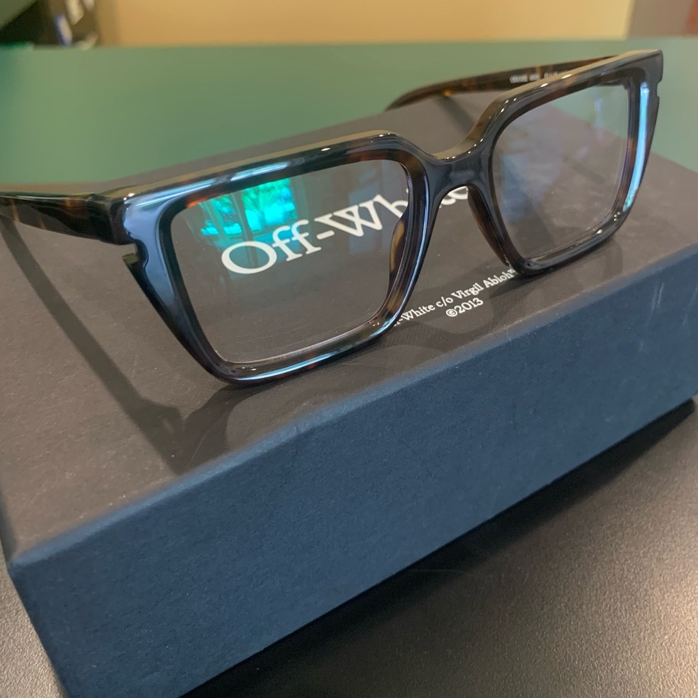 OFF WHITE OERJ059 Col 6000
Tortoise 52mm Square Eyeglasses 